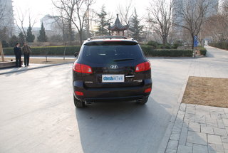 现代 新胜达 后脸 