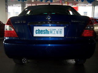 华普 海尚三厢 后脸 