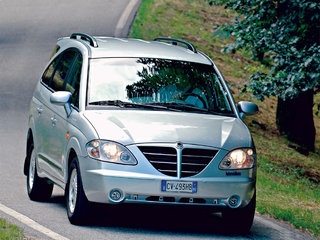 韩国双龙 路帝RODIUS