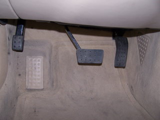 凯迪拉克 SLS 油门刹车踏板 