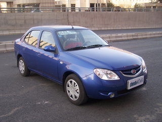 江铃 风华 右前45度 