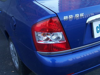 江铃 风华 左尾灯部分 