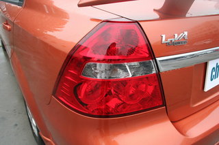 雪佛兰 乐风LOVA 2007款 左尾灯部分 