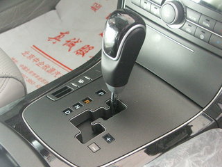 起亚（进口） 欧菲莱斯OPIRUS