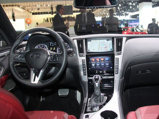 英菲尼迪Q60图片