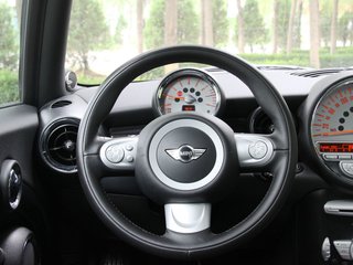 MINI JOHN COOPER WORKS 