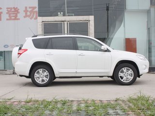 丰田RAV4实拍图