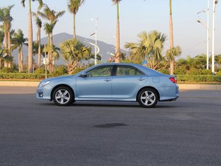 车辆左正侧视角