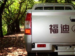2010款 2.0T MT 柴油版