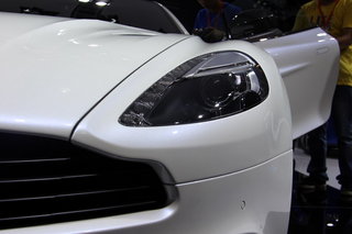 阿斯顿马丁Vanquish