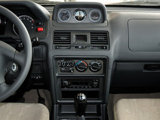 2009款 2.2L MT 两驱