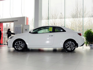 2013款 1.6L 自动 运动版