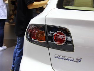 Mazda3经典款图片