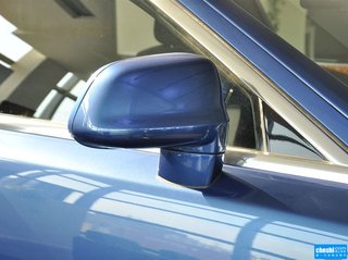 反光镜外侧正视