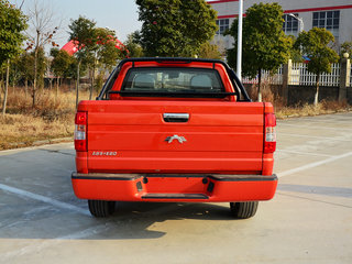 2.4L 手动 四驱 汽油版 2014款