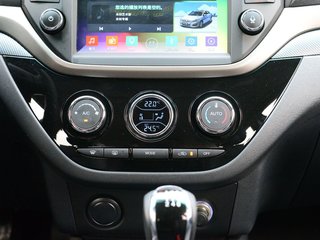 2015款 海马M6