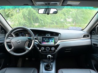2015款 海马M6
