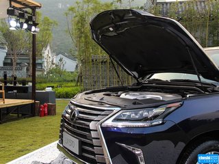 雷克萨斯LX图片