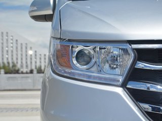 瑞风M3图片