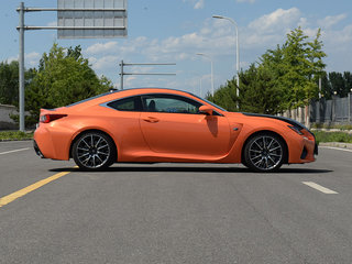 雷克萨斯RC F图片