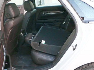 凯迪拉克XTS图片