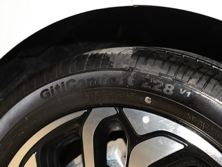 逸动新能源图片