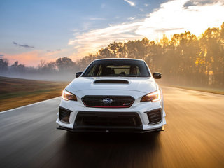 {斯巴魯WRX}圖片