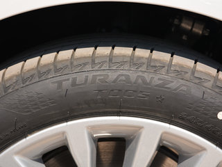 宝马5系新能源图片