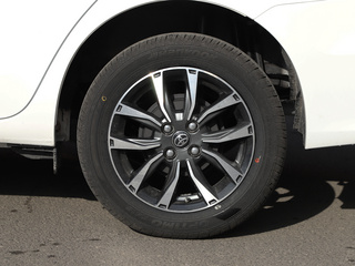 YARiS L 致享图片