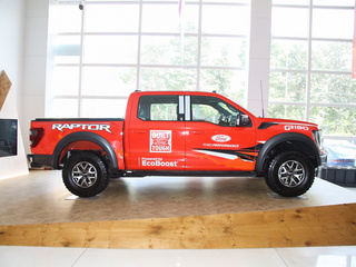 福特F-150猛禽图片