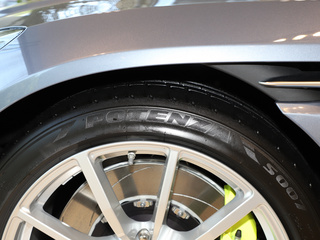 阿斯顿·马丁DB11图片