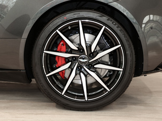 阿斯顿·马丁DB11图片