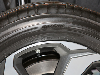 RAV4荣放双擎E+图片