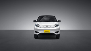 YOUNG光小新图片