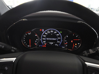 雪佛兰开拓者图片