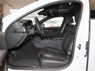 凯迪拉克CT6图片