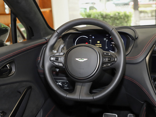 阿斯顿·马丁DBX图片