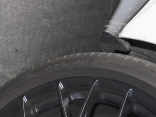 阿斯顿·马丁V8 Vantage图片