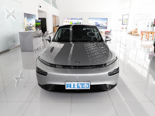 小鹏汽车P7图片