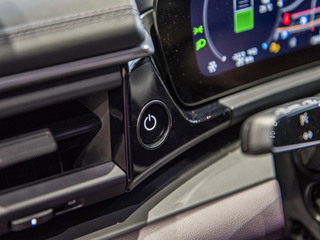 Macan新能源图片