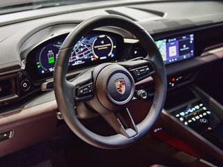 Macan新能源图片