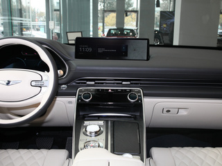 捷尼赛思GV80图片