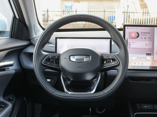 吉利几何G6图片