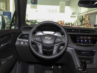 凯迪拉克XT5图片