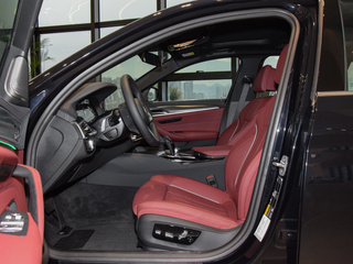 宝马5系新能源图片