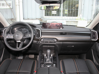 马自达CX-50行也图片