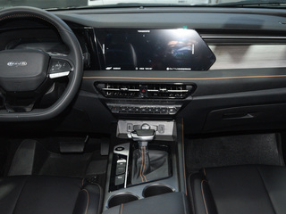 长安欧尚X7 PLUS图片