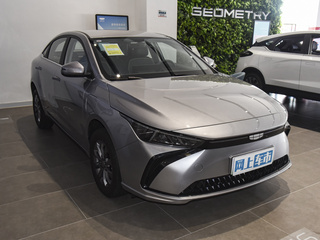 吉利几何G6图片