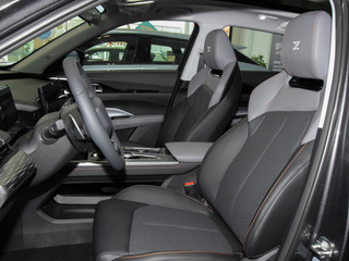 长安欧尚Z6图片