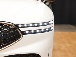 捷尼赛思G90图片